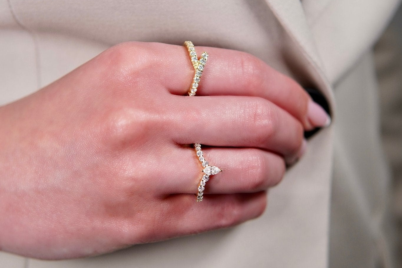 Apex Marquise Ring – Hochwertiger Schmuck: Ring mit Lab Grown Diamant in 14K Gelbgold von VON RUWEN GmbH