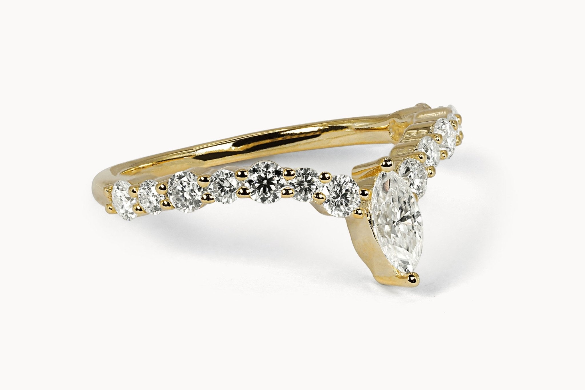Apex Marquise Ring – Hochwertiger Schmuck: Ring mit Lab Grown Diamant in 14K Gelbgold von VON RUWEN GmbH