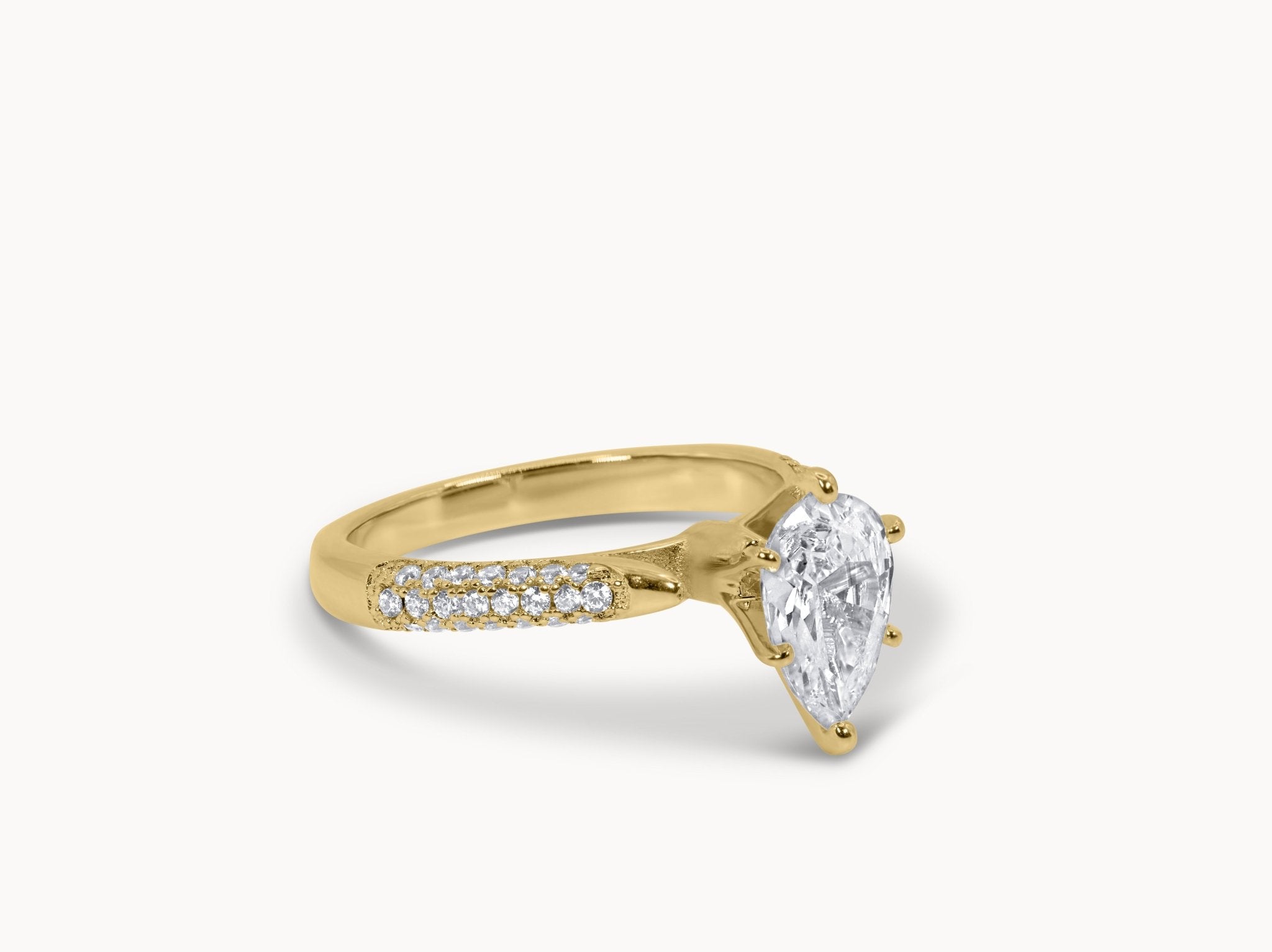 Aurora Ring – Hochwertiger Schmuck: Ring mit Lab Grown Diamant in 18K Gelbgold von VON RUWEN GmbH