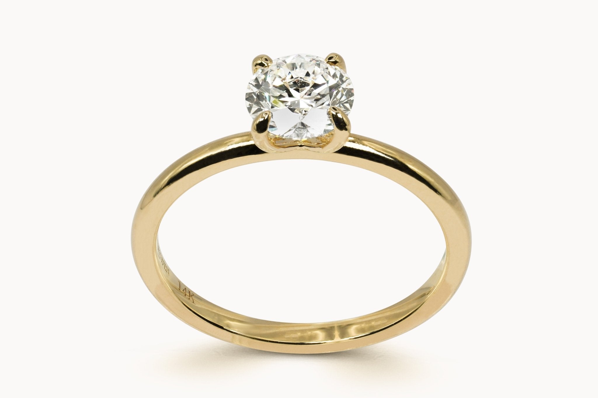 Brillant Solitaire Ring – Hochwertiger Schmuck: Ring mit Lab Grown Diamant in 18K Gelbgold von VON RUWEN GmbH