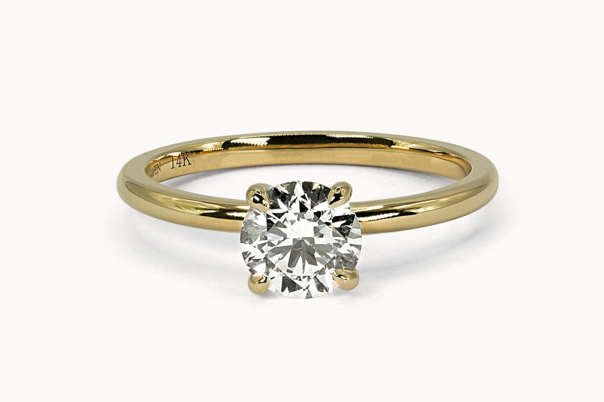 Brillant Solitaire Ring – Hochwertiger Schmuck: Ring mit Lab Grown Diamant in 18K Gelbgold von VON RUWEN GmbH