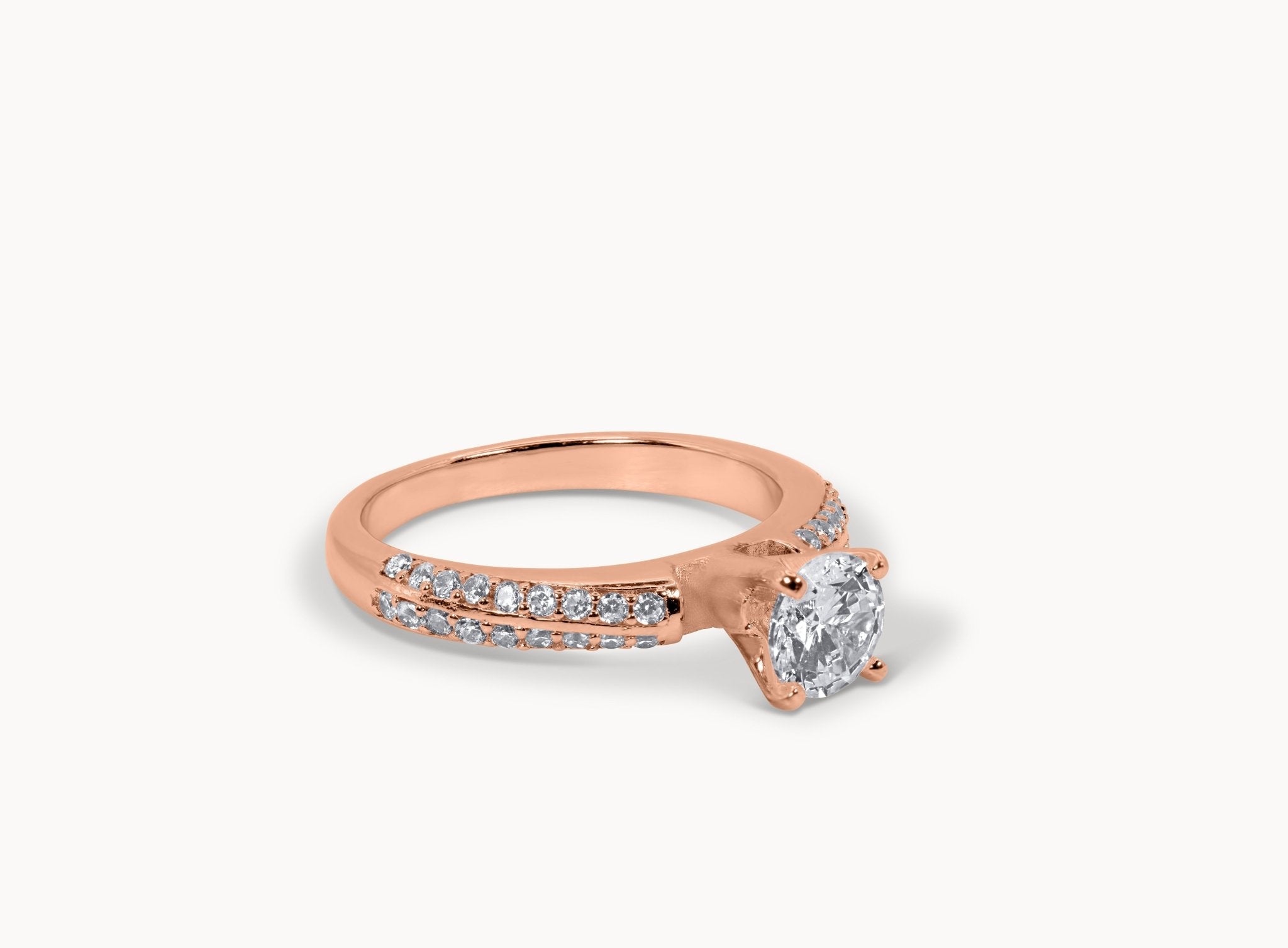 Eternal Spark Ring – Hochwertiger Schmuck: Ring mit Lab Grown Diamant in 18K Gelbgold von VON RUWEN GmbH