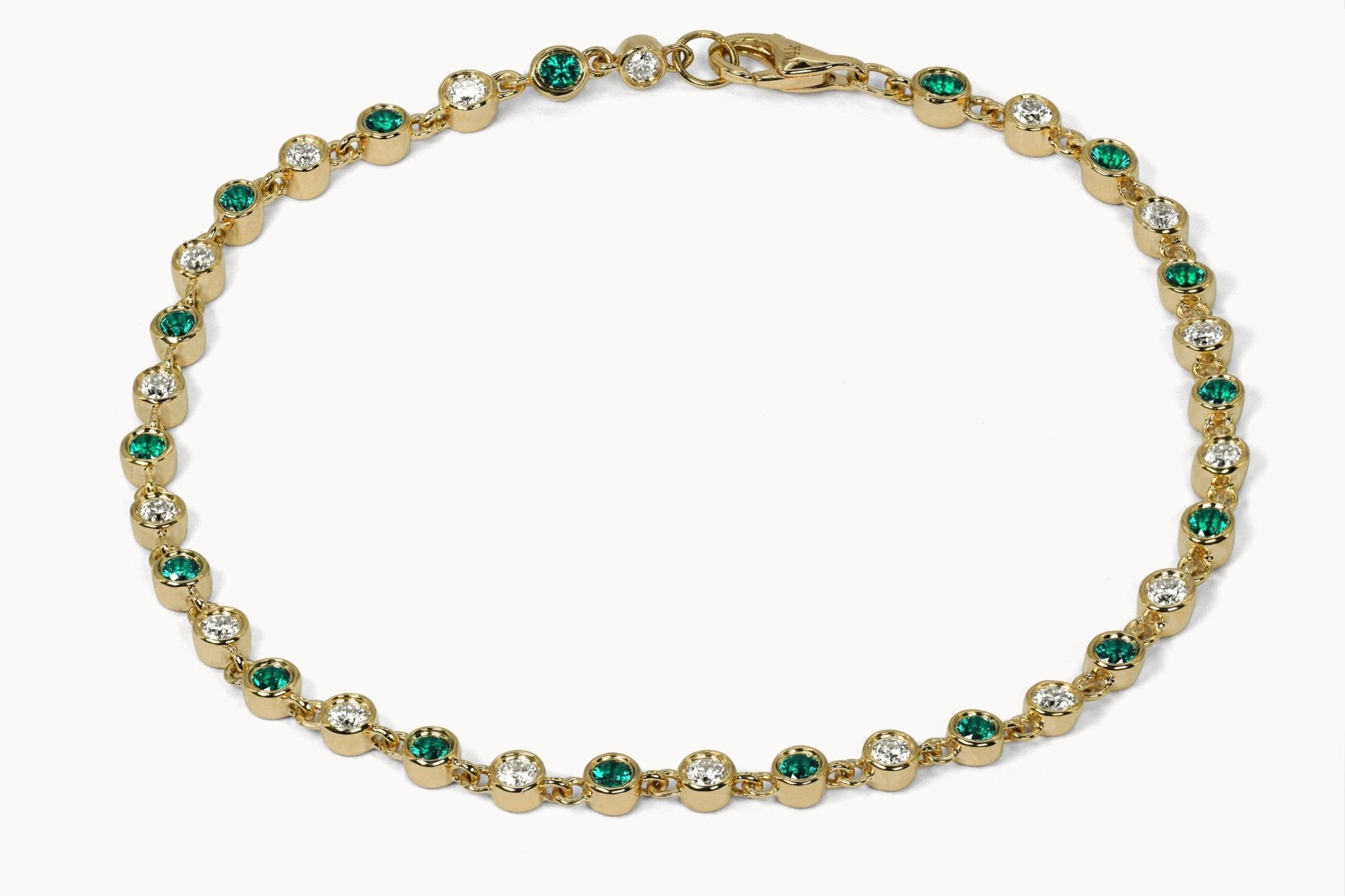 Gemstone Circle Armband – Hochwertiger Schmuck: Armband mit Smaragd & Lab Grown Diamant in 14K Gelbgold von VON RUWEN GmbH