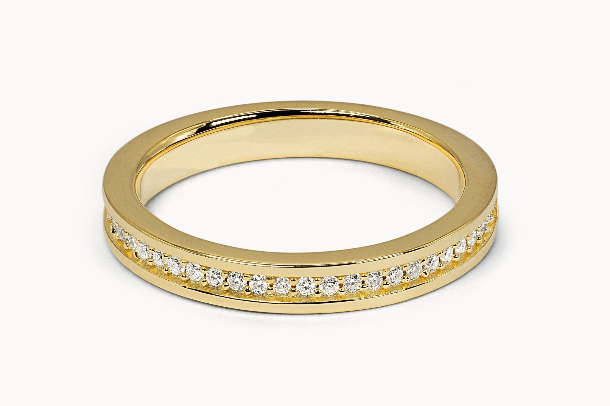Gleam Horizon Ring – Hochwertiger Schmuck: Ring mit Lab Grown Diamant in 14K Gelbgold von VON RUWEN GmbH