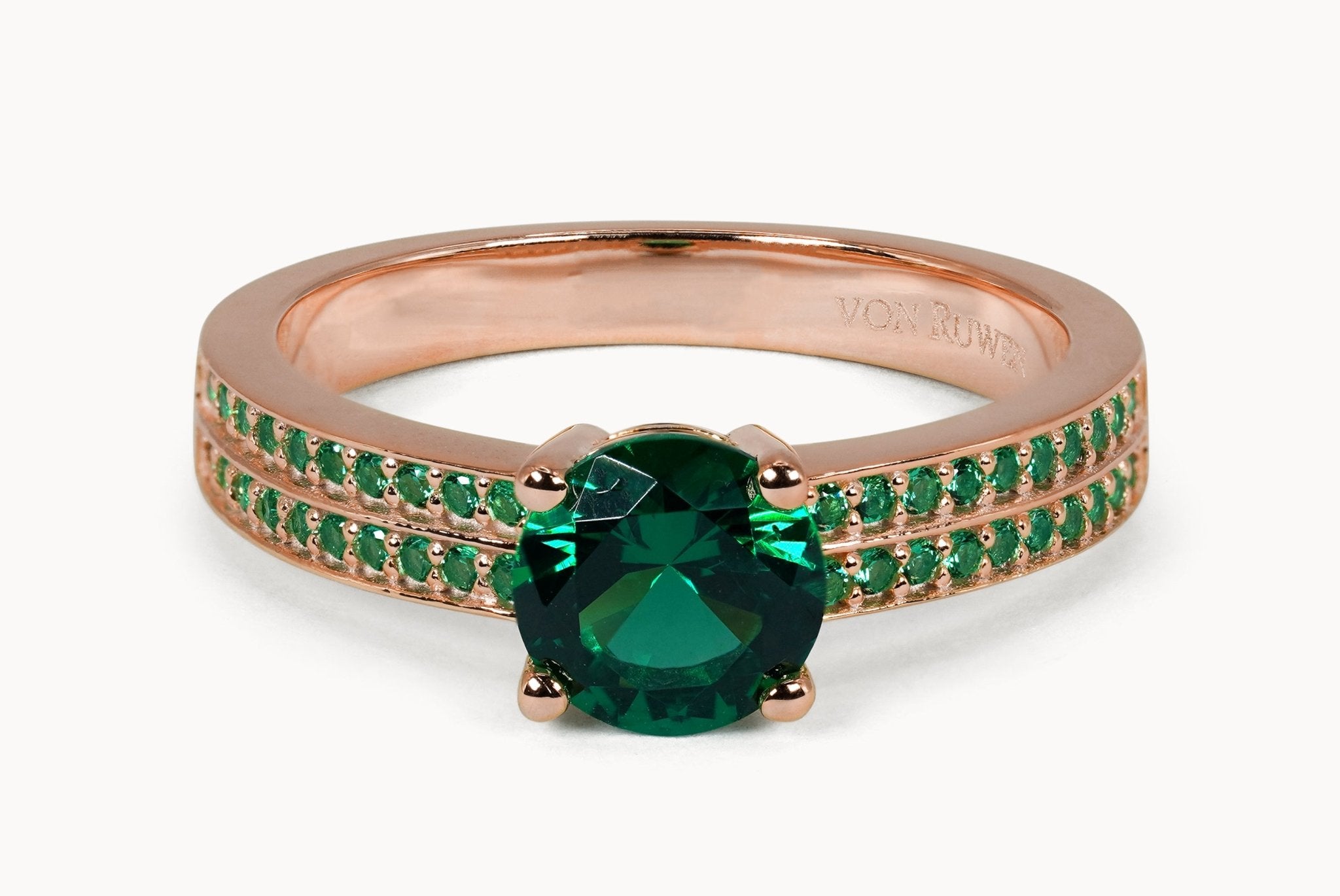 Green Grace Ring – Hochwertiger Schmuck: Ring mit Smaragd in 14K Gelbgold von VON RUWEN GmbH