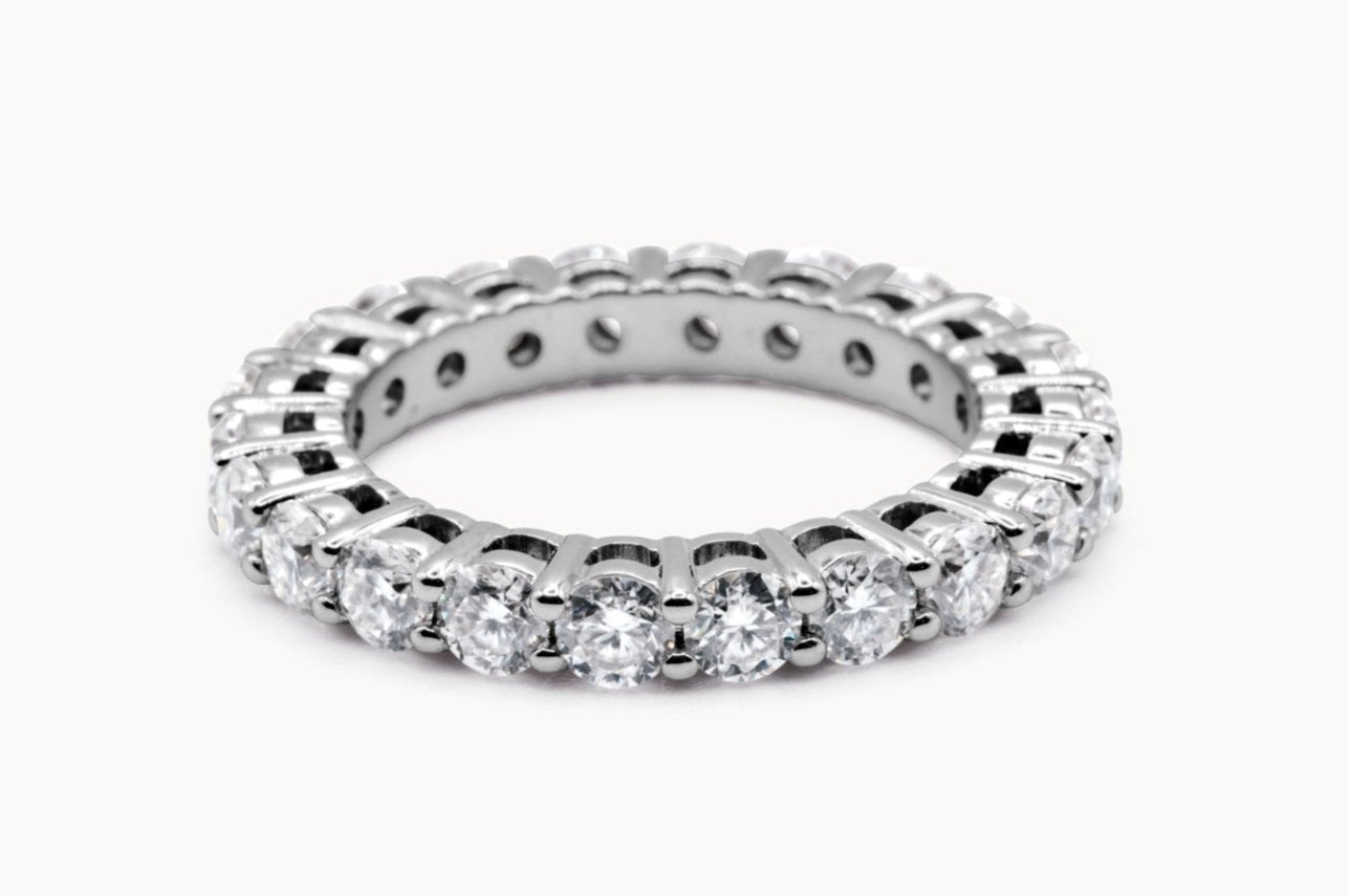 Memoire Ring – Hochwertiger Schmuck: Ring mit Lab Grown Diamant in 18K Gelbgold von VON RUWEN GmbH