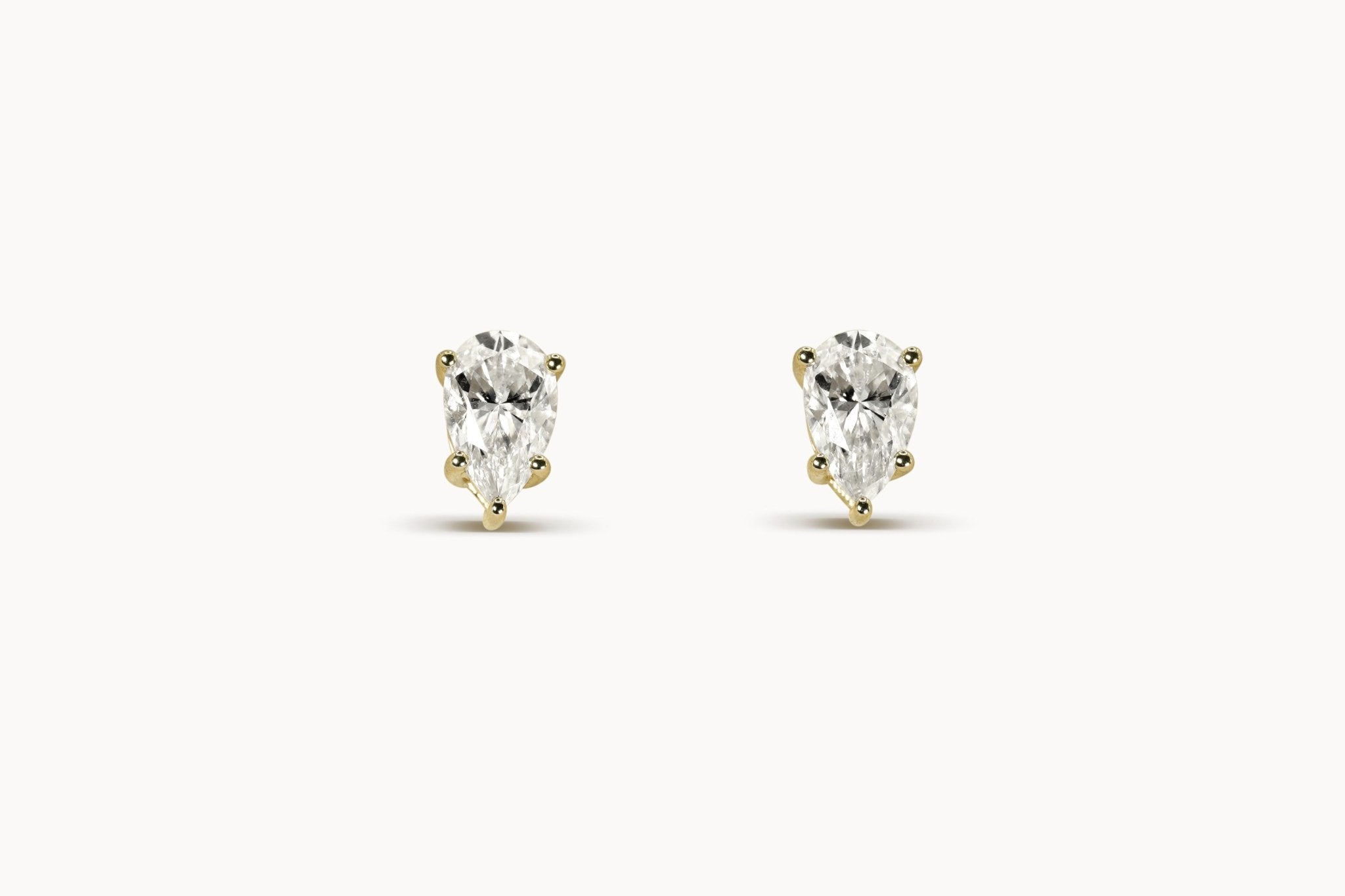 Pear Ohrstecker – Hochwertiger Schmuck: Ohrstecker mit Lab Grown Diamant in 14K Gelbgold von VON RUWEN GmbH