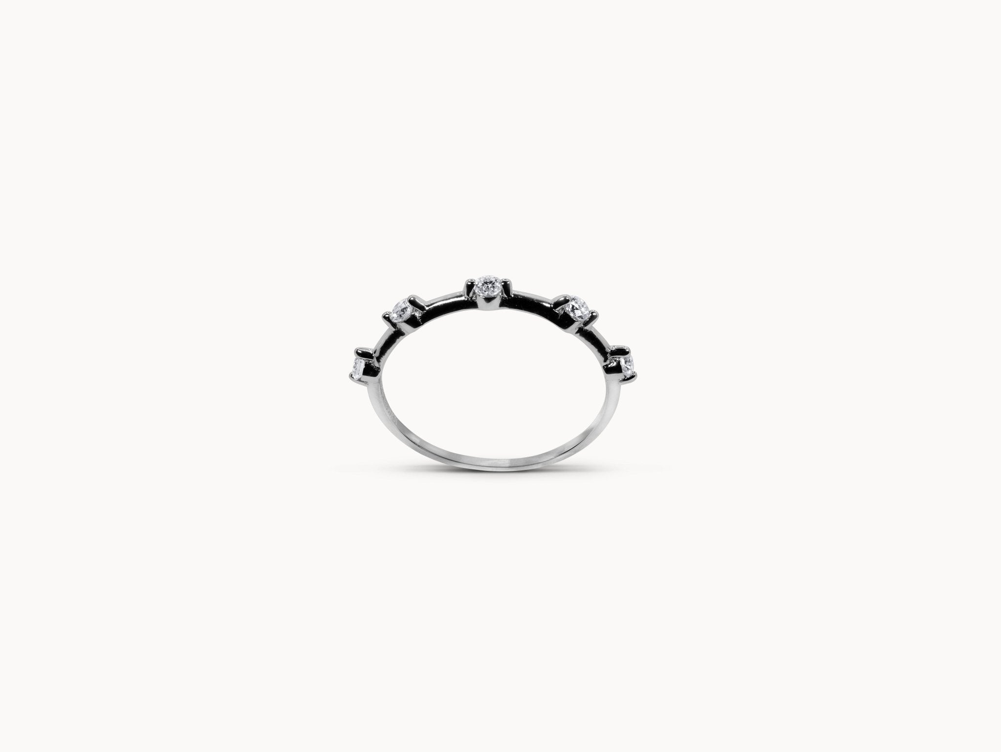 Stellar Grace Ring – Hochwertiger Schmuck: Ring mit Lab Grown Diamant in 14K Gelbgold von VON RUWEN GmbH