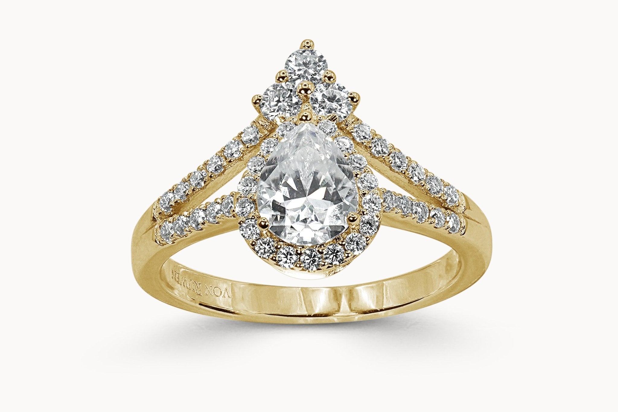 Tear Drop Majesty Ring – Hochwertiger Schmuck: Ring mit Lab Grown Diamant in 18K Gelbgold von VON RUWEN GmbH