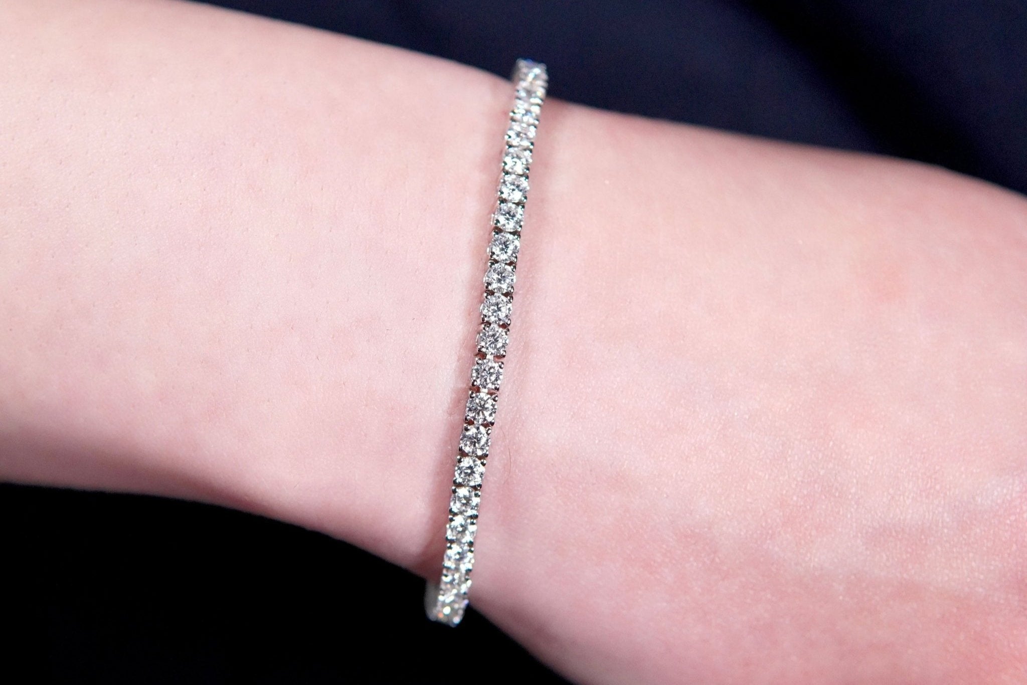Tennis Armband Weißgold – Hochwertiger Schmuck: Armband mit Lab Grown Diamant in 2mm von VON RUWEN GmbH