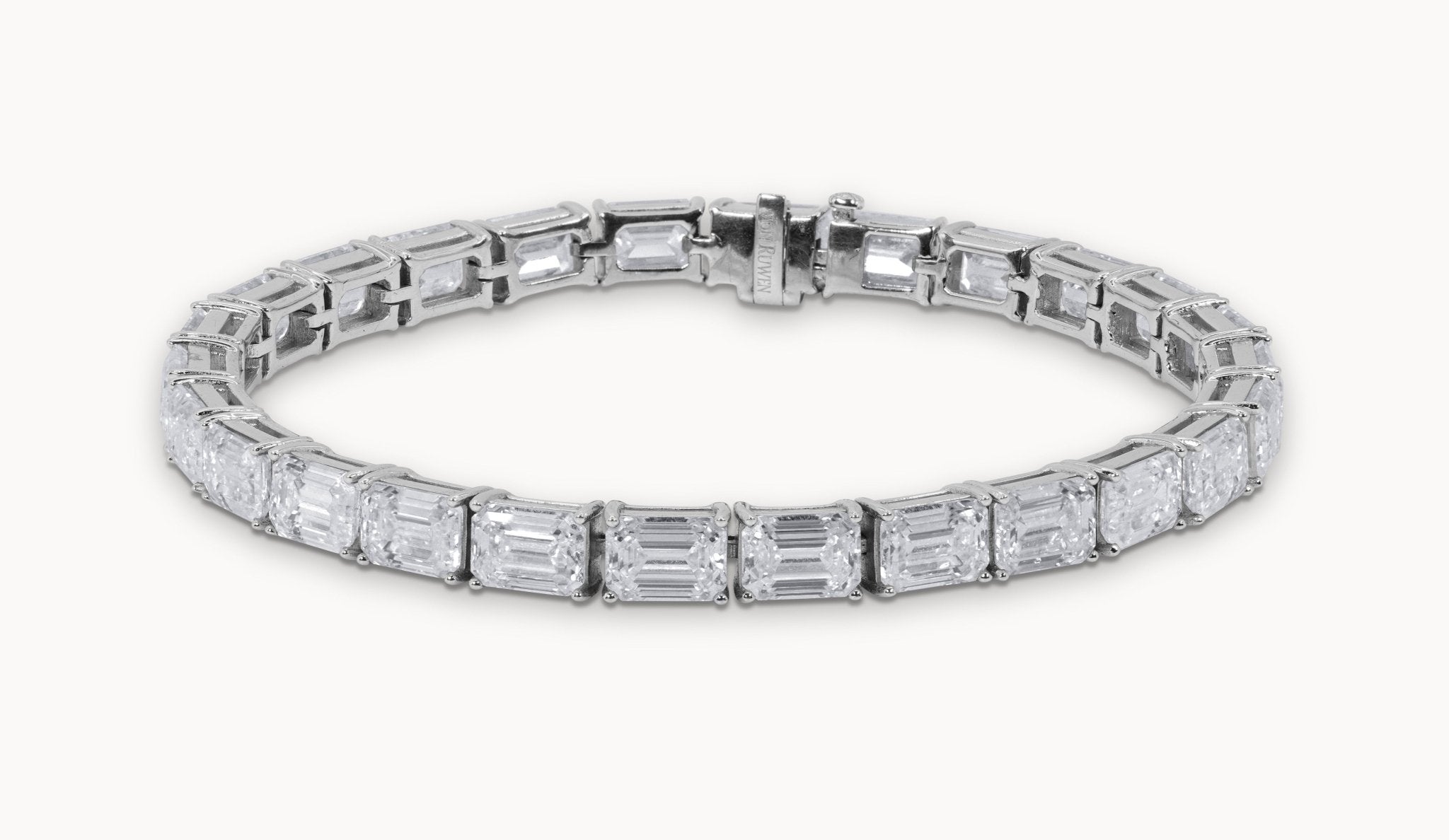 Tennisarmband Emerald – Hochwertiger Schmuck: Armband mit Lab Grown Diamant in 14K Gelbgold von VON RUWEN GmbH