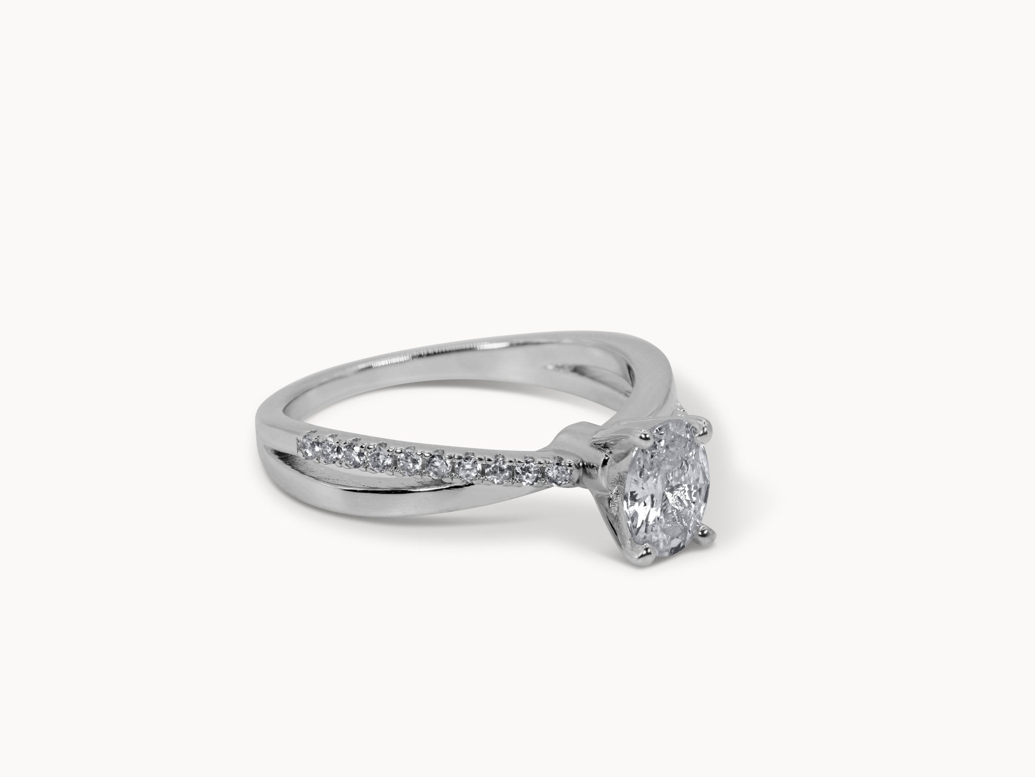 Twilight Serenade Ring – Hochwertiger Schmuck: Ring mit Lab Grown Diamant in 18K Gelbgold von VON RUWEN GmbH